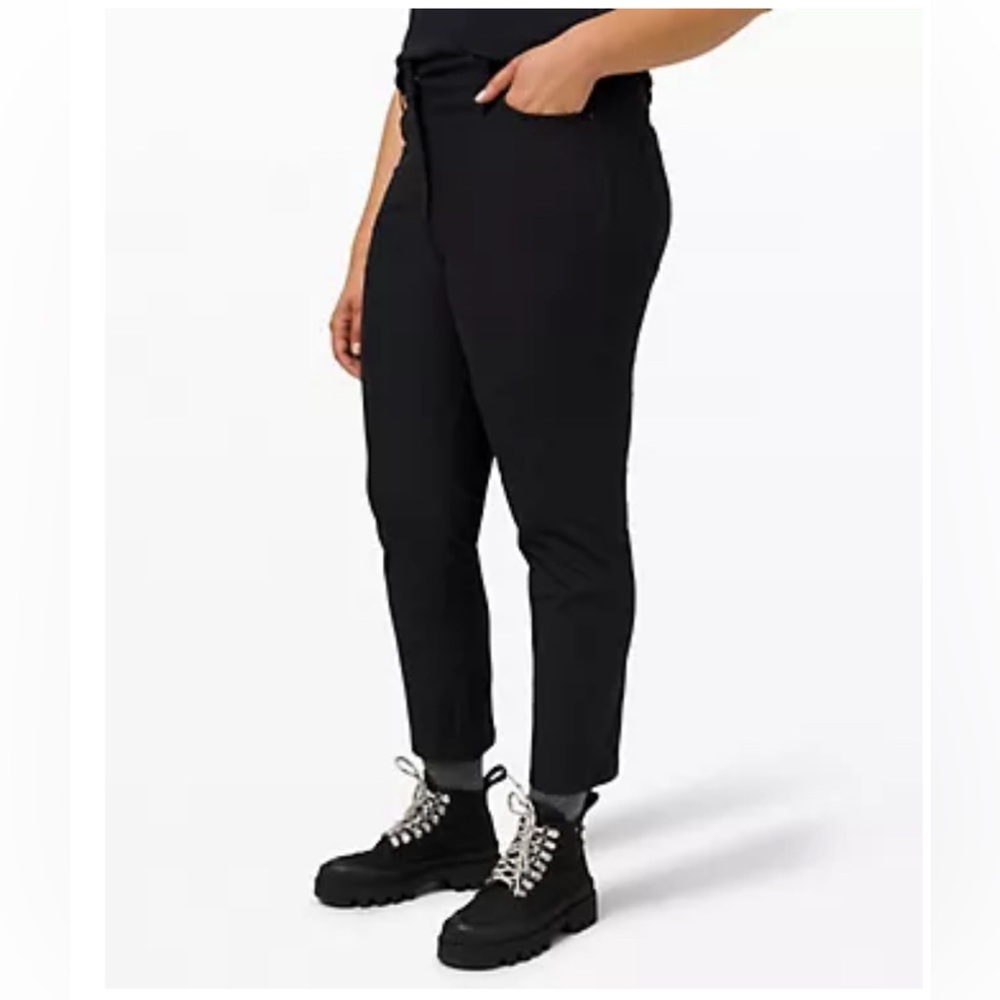 Lululemon City Sleek 5 Pocket 7/8 Pant size 6